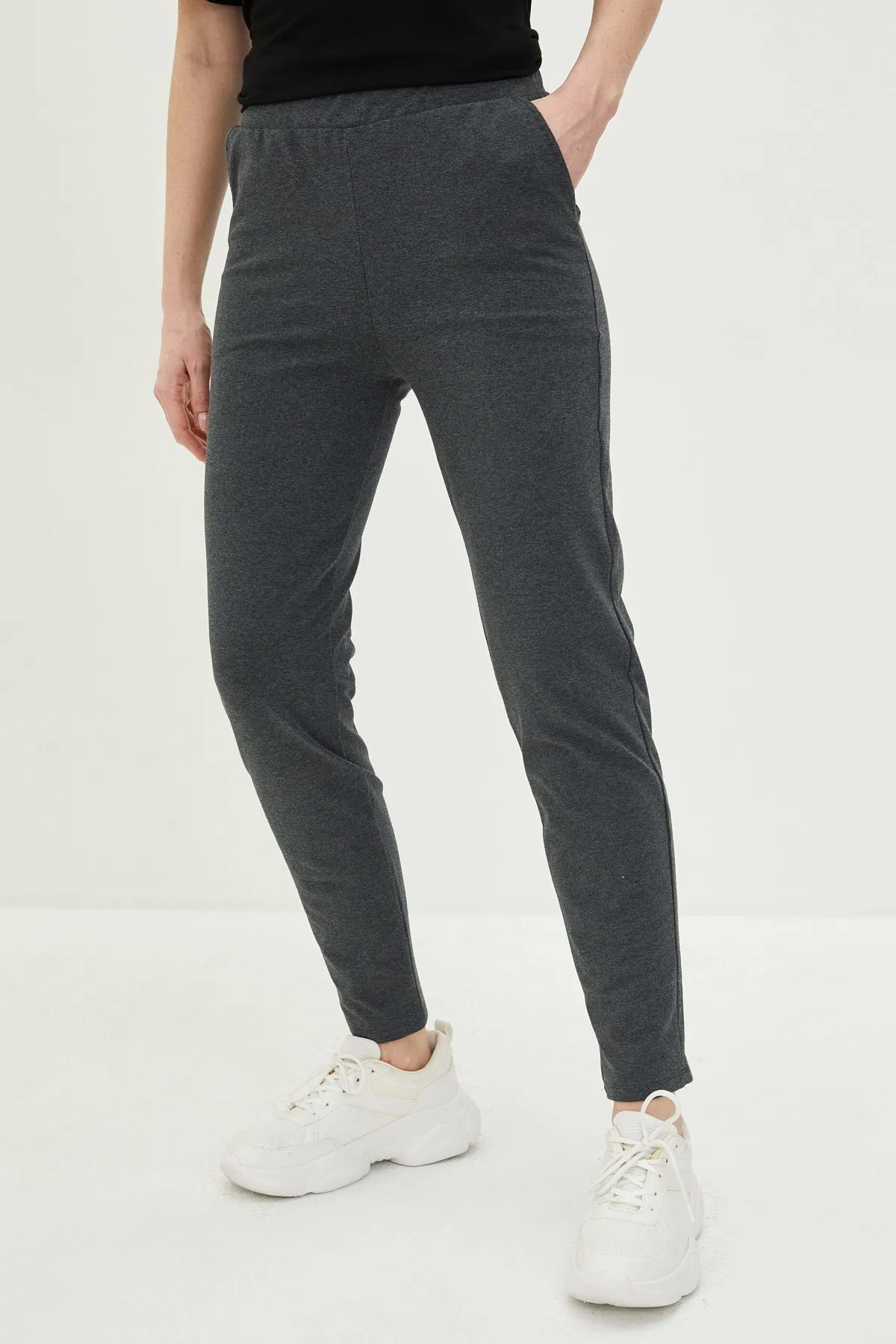 LC Waikiki  Jogginghose - Grau - Straight