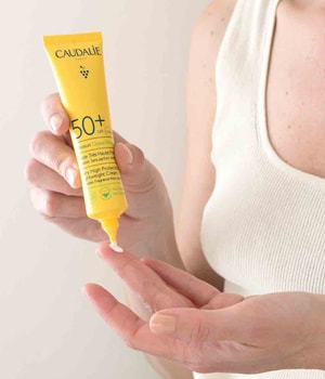 CAUDALIE Vinosun Fluid LSF 50+ Sonnencreme-40 ml