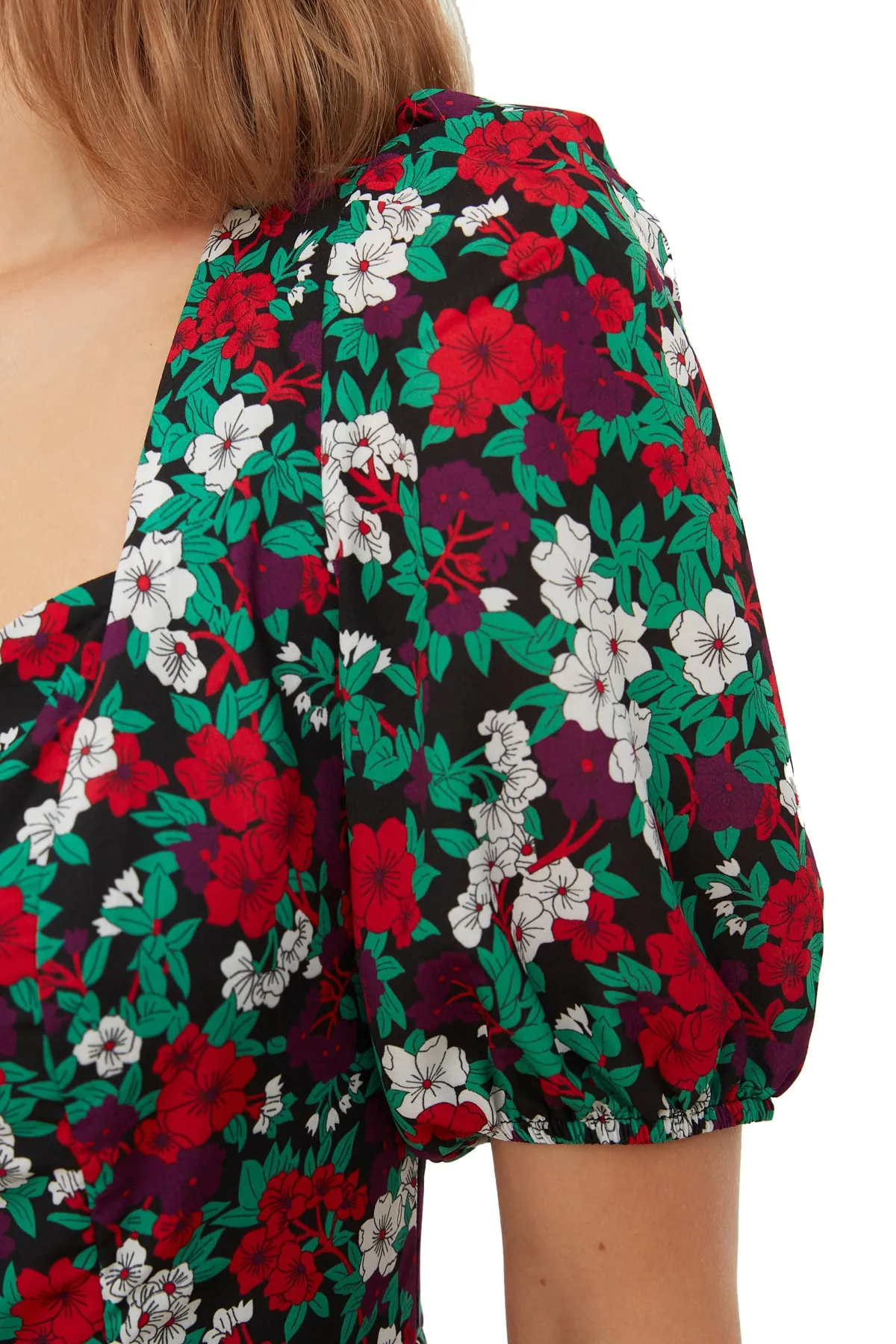 Trendyol Collection  Mehrfarbiges, gewebtes Minikleid in A-Linie mit Blumendruck und gefütterten Ballonärmeln TWOSS20EL0899