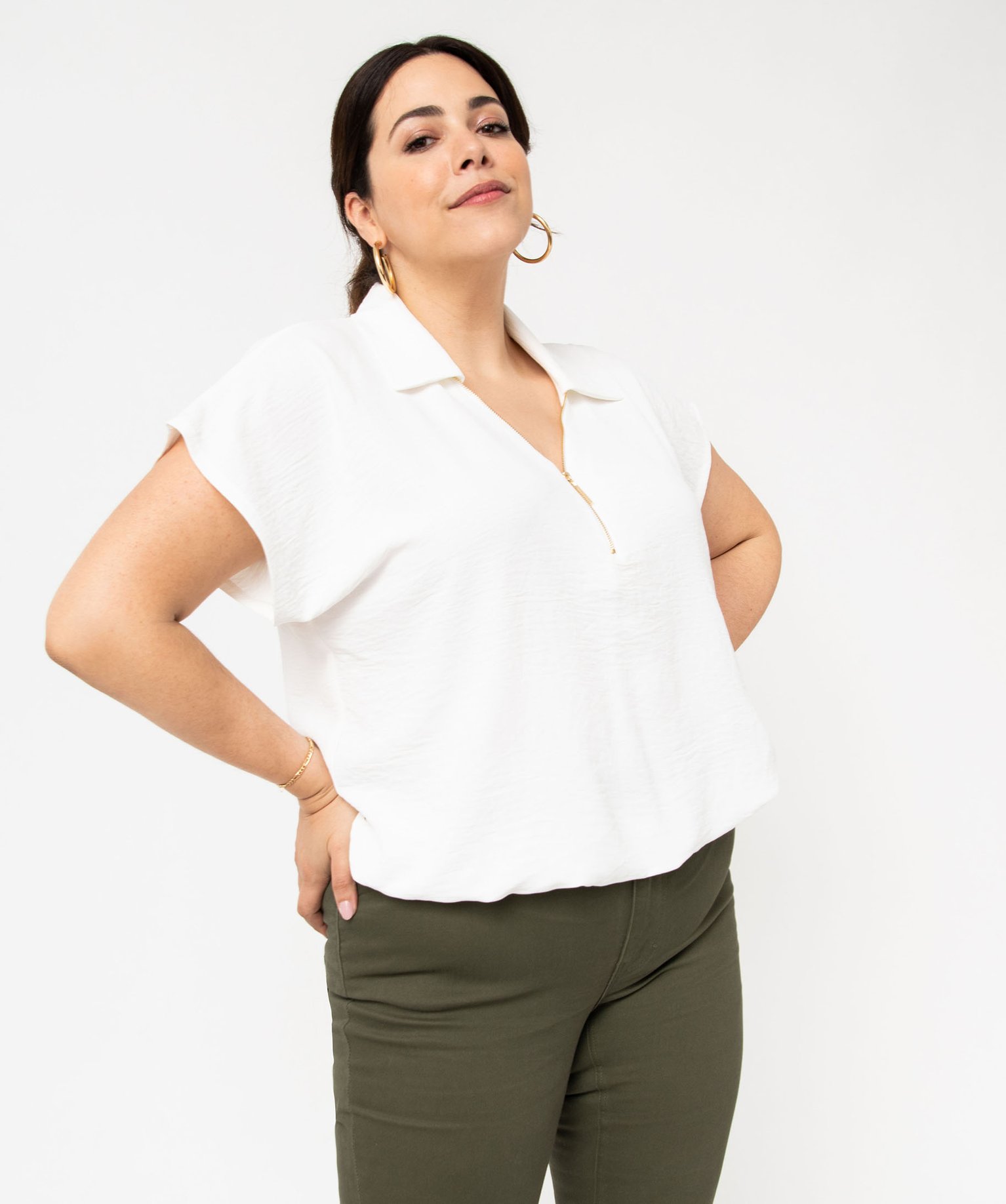 Blouse à manches courtes avec col zippé femme grande taille ecru | GEMO