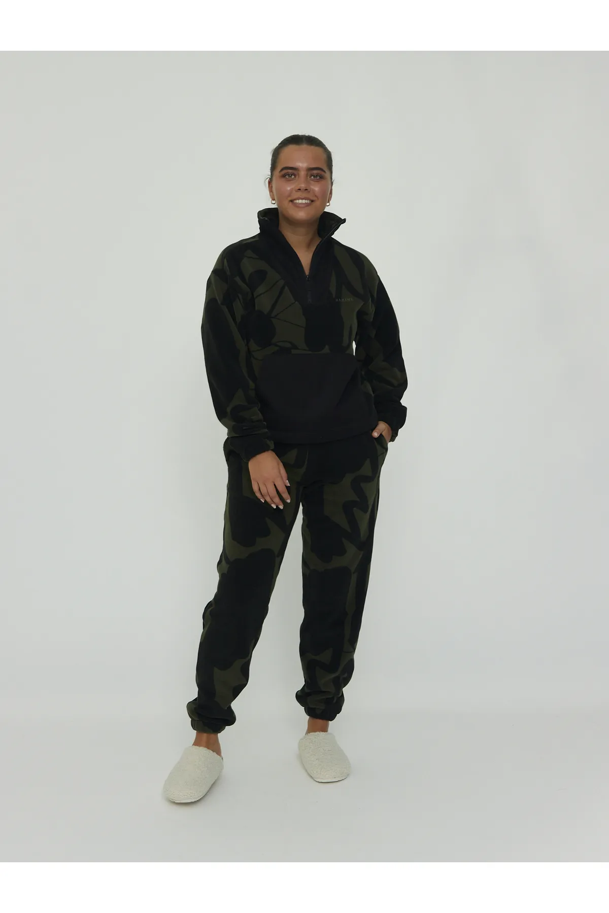 Mazine  Jogginghose aus Fleece mit Loop-Print