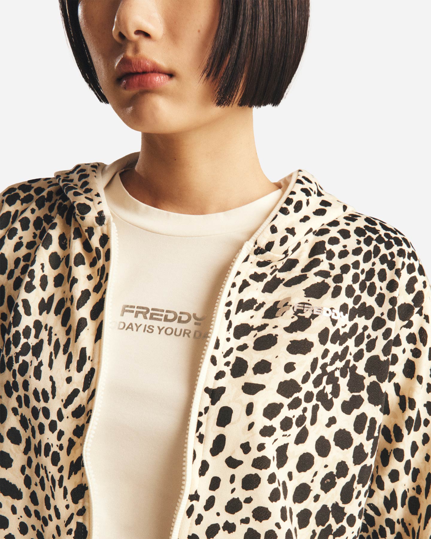 Felpa Freddy Crop W S25WMCS2C-ANI119-