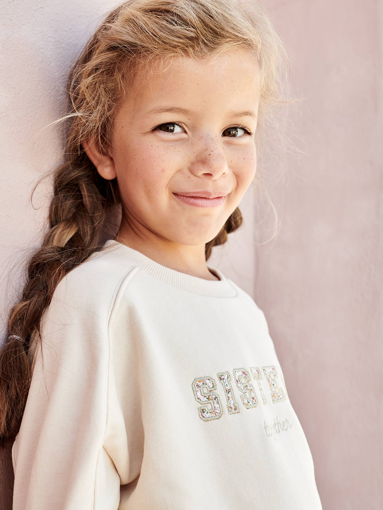 Sweat romantique lettres fantaisie fille sable