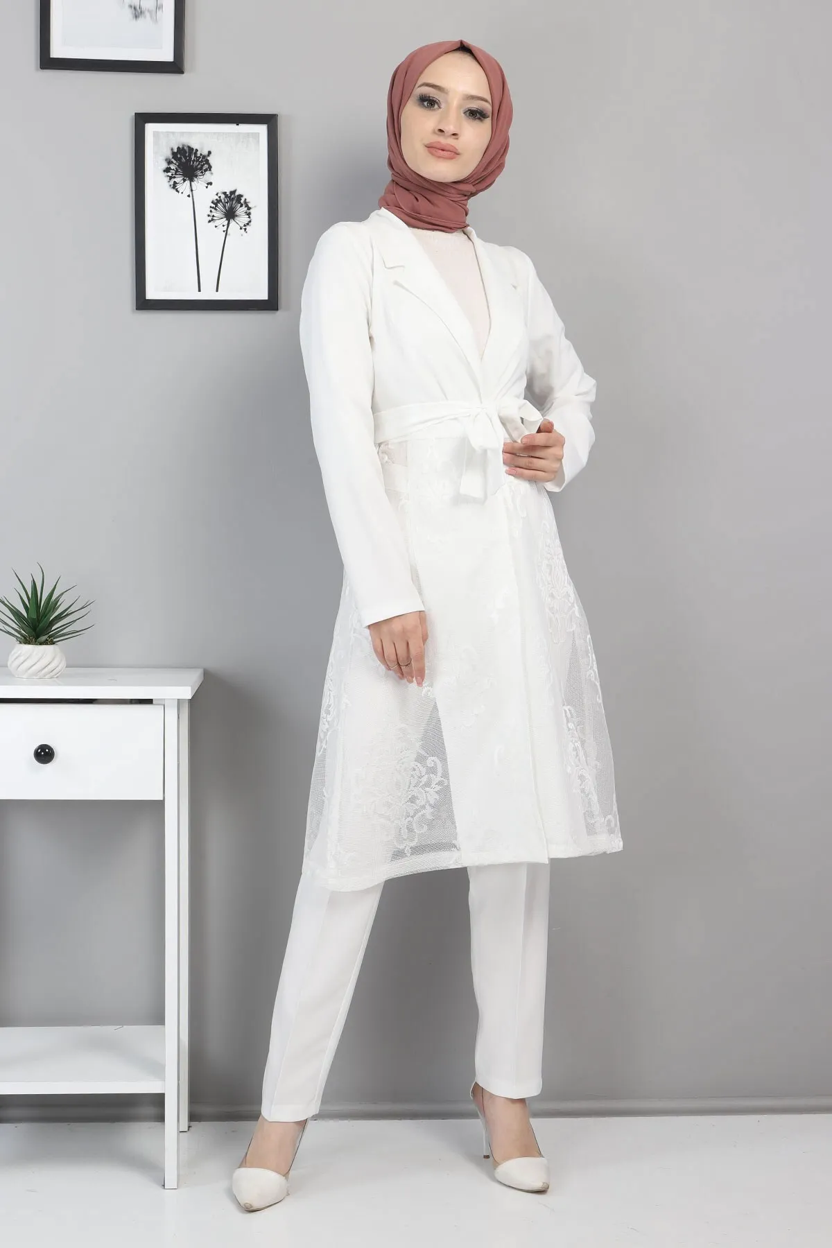 Modamihram  Spitzenanzug Weiß 9331
