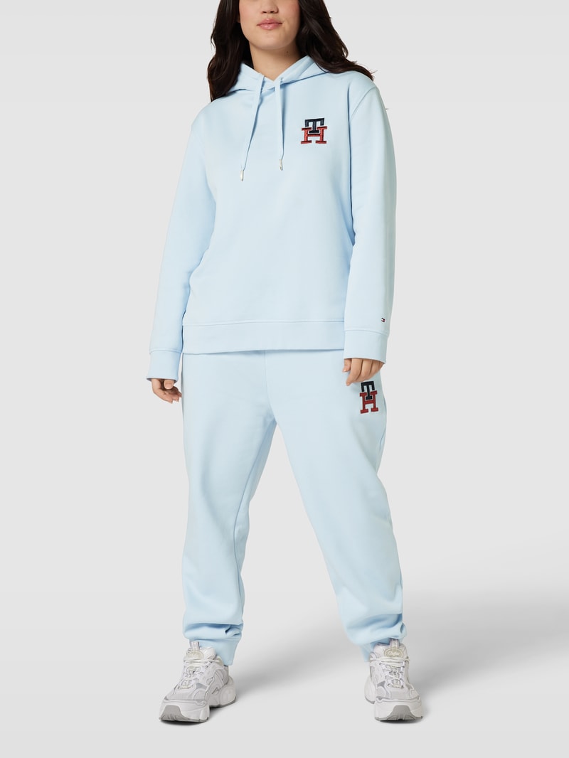 PLUS SIZE Hoodie mit Label-Stitching in hellblau