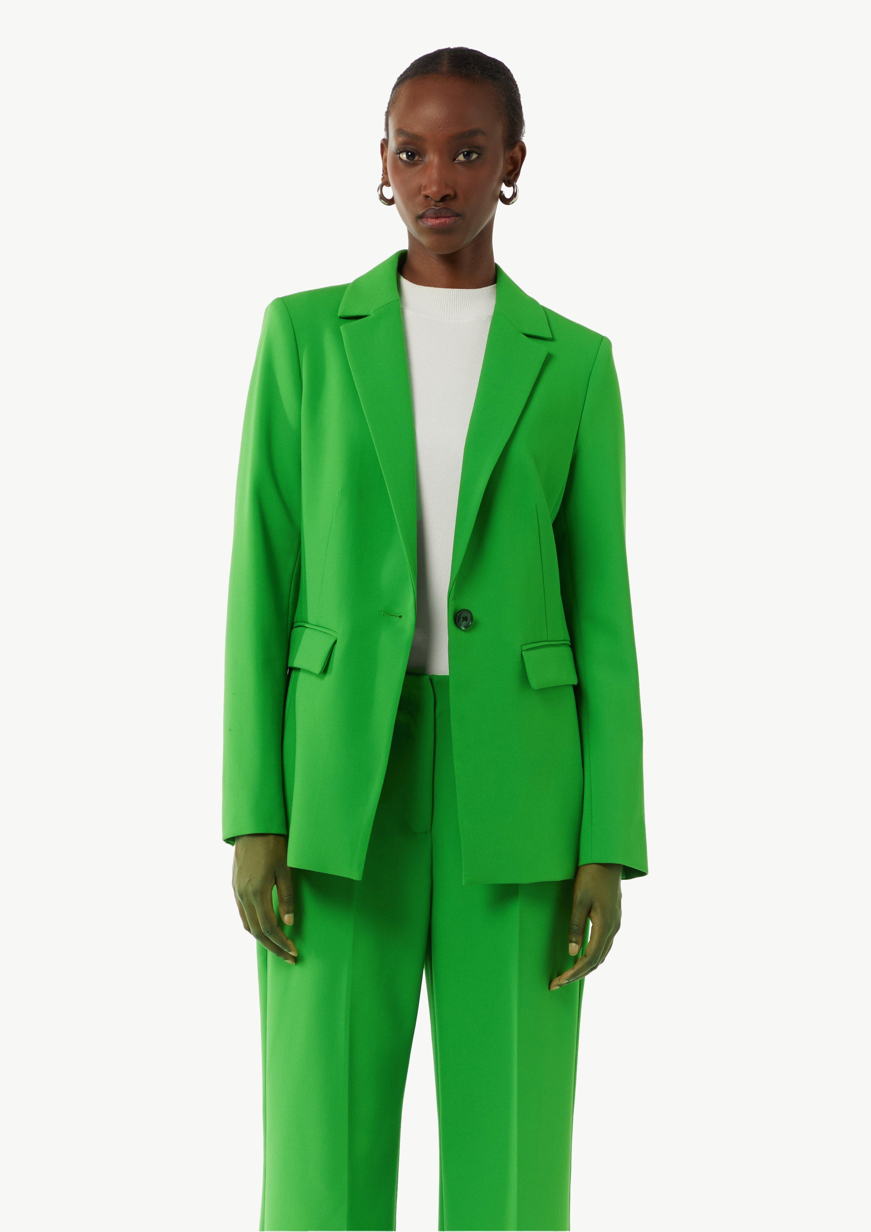 Taillierter Blazer mit Pattentaschen - 7443