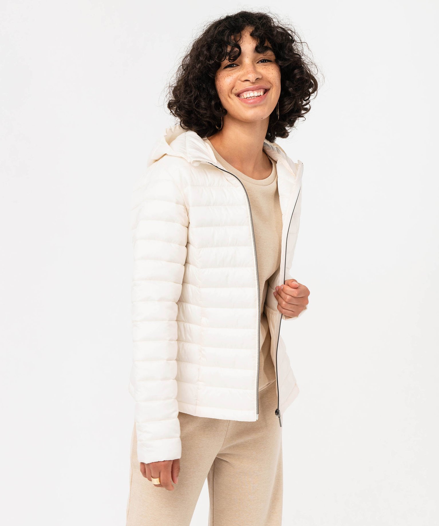 Doudoune à capuche rembourrage fin femme avec pochette ecru | GEMO