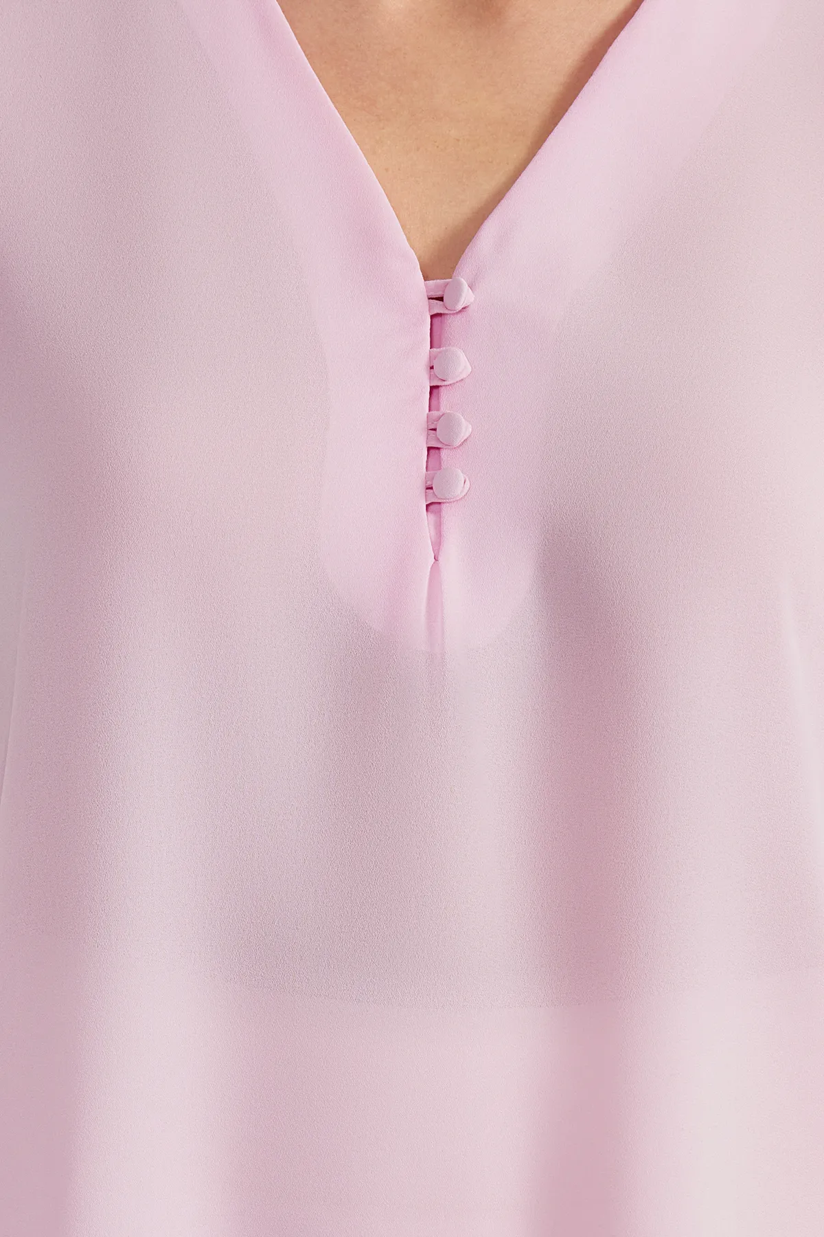 Trendyol Collection  Rosafarbene, fließende, halbtransparente Webbluse mit Knöpfen und Details TWOSS20BZ0894