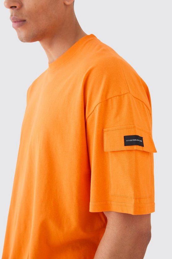 Man Oversize Cargo T-Shirt & lockere Shorts