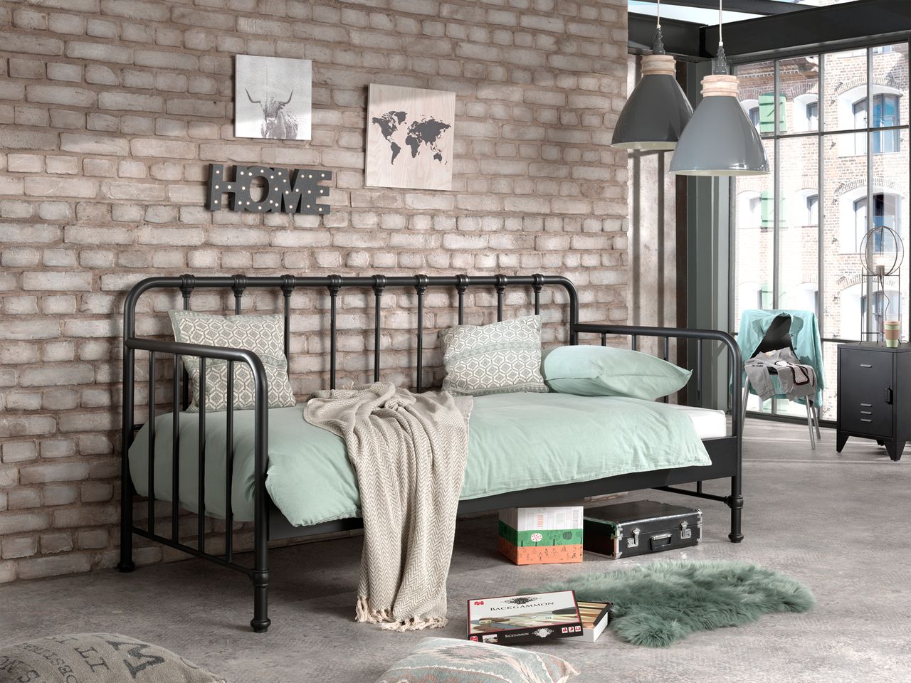 VIPACK BRONXX Daybett mit Liegefläche 90 x 200 cm Schwarz matt