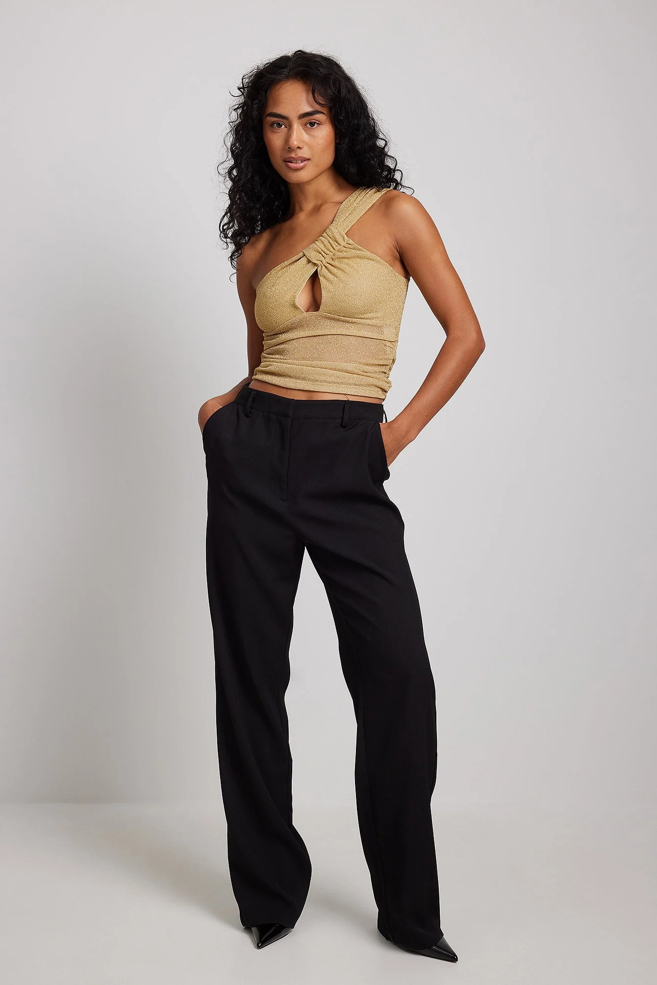 One-Shoulder-Glitzertop mit Keyhole-Ausschnitt