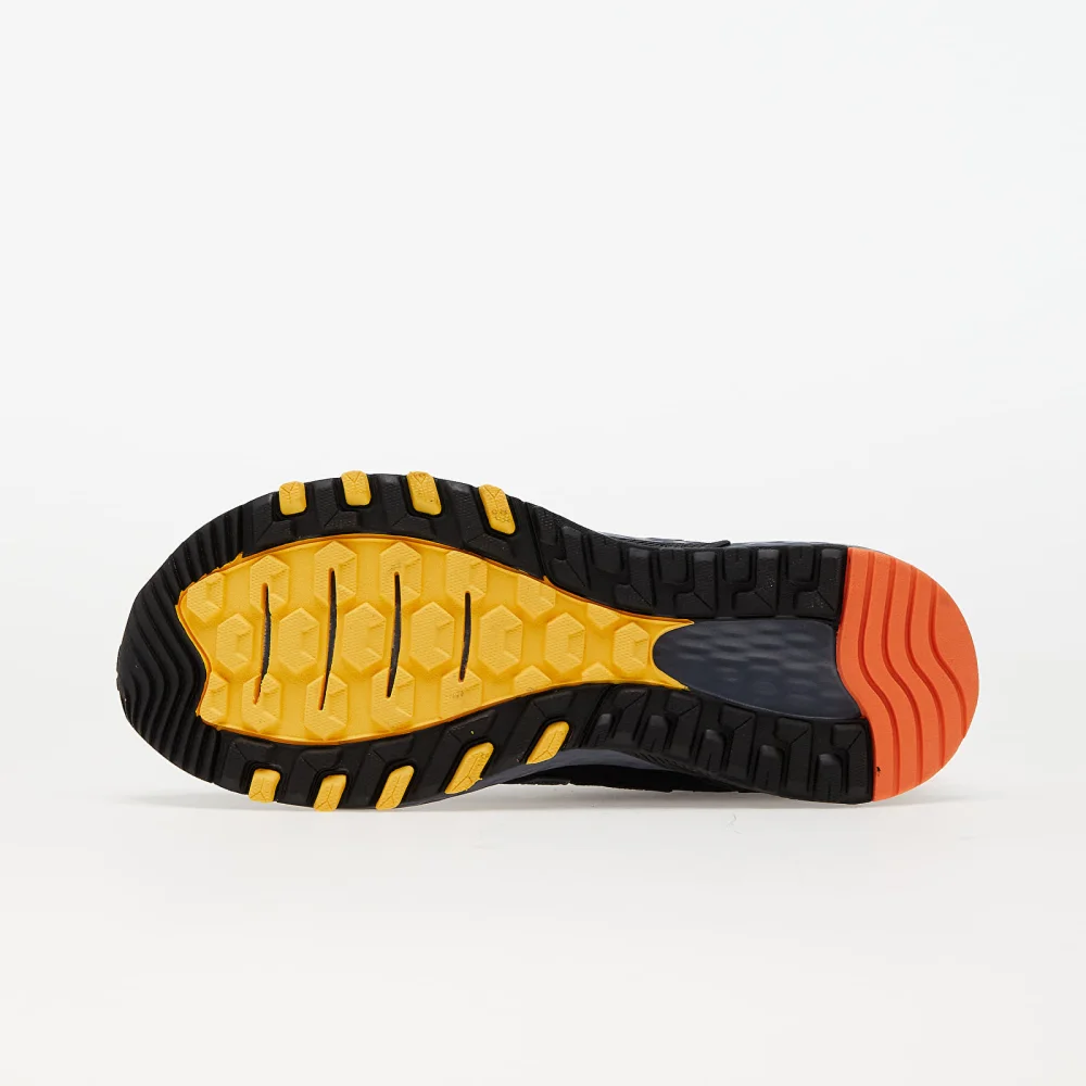New Balance 410 MT410CK7 / schwarz