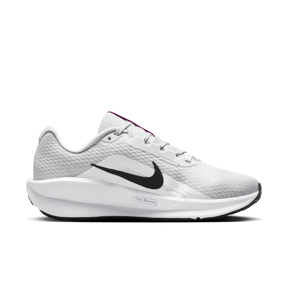 Nike Downshifter 13 FD6476-009 / grau