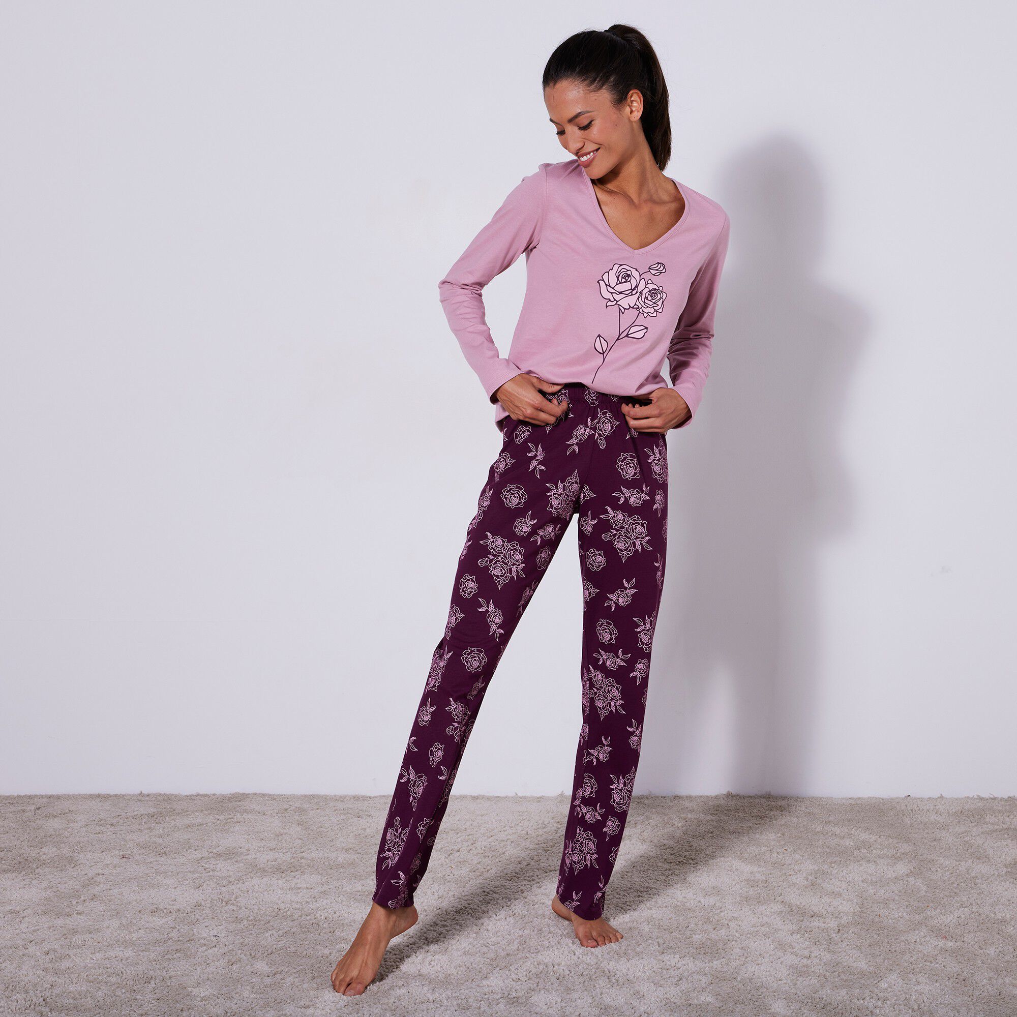 Pyjama en coton manches longues imprimé roses