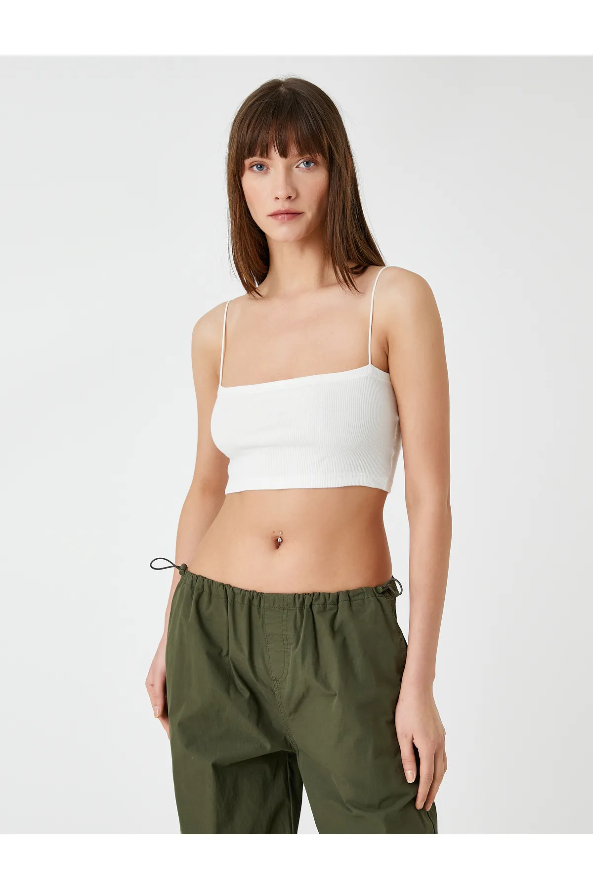Koton  Crop Tank Top aus Baumwolle mit quadratischem Ausschnitt und dünnen Trägern