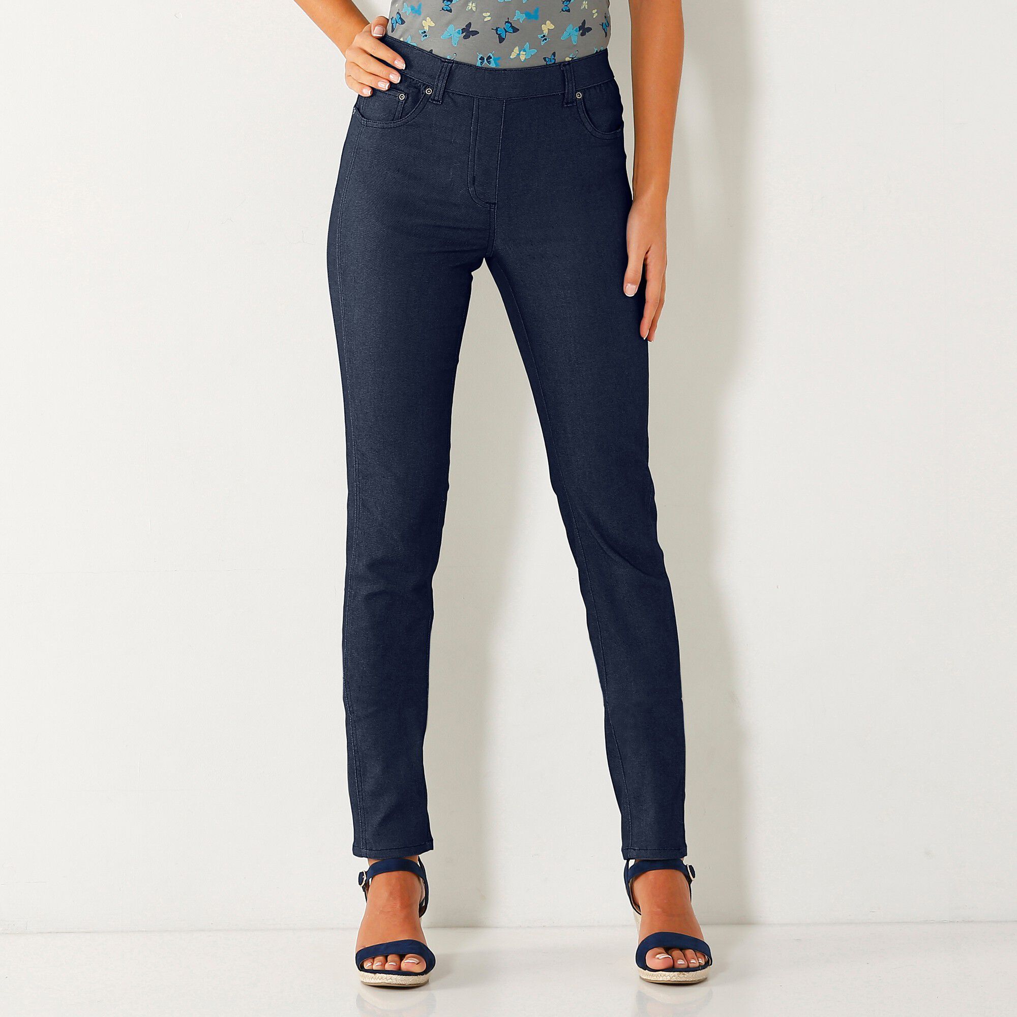 Pantalon stretch coutures affinantes