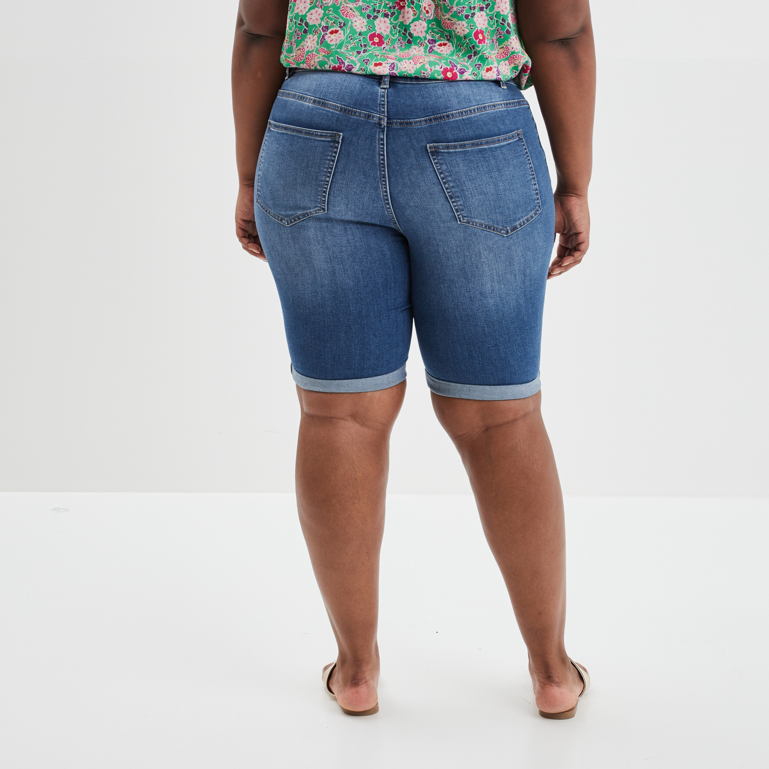 Bermuda straight en jean denim stone femme grande taille | La Halle