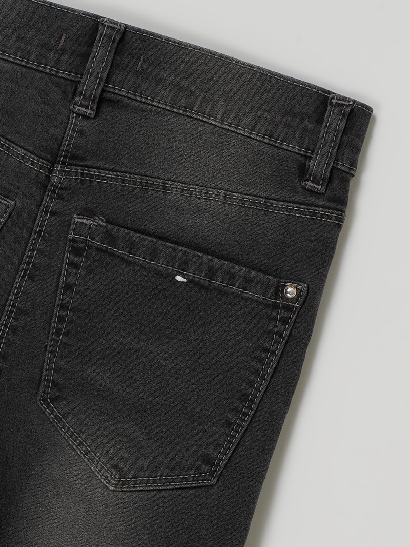 Slim Fit Jeans mit Stretch-Anteil in hellgrau