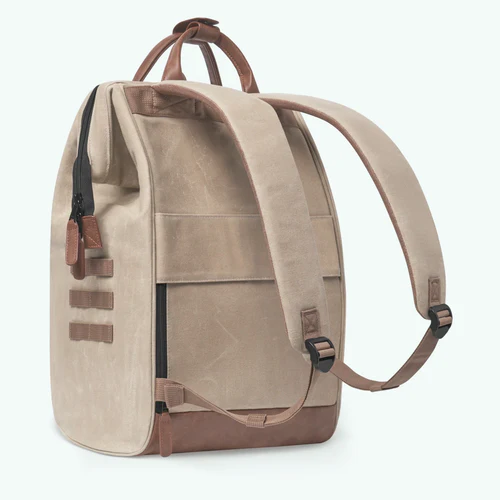 Adventurer Large Backpack with Beige Flap