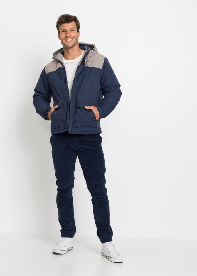 Winterjacke mir recyceltem Polyester