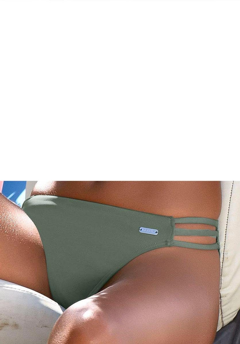 Bench. Bikini-Hose Perfect