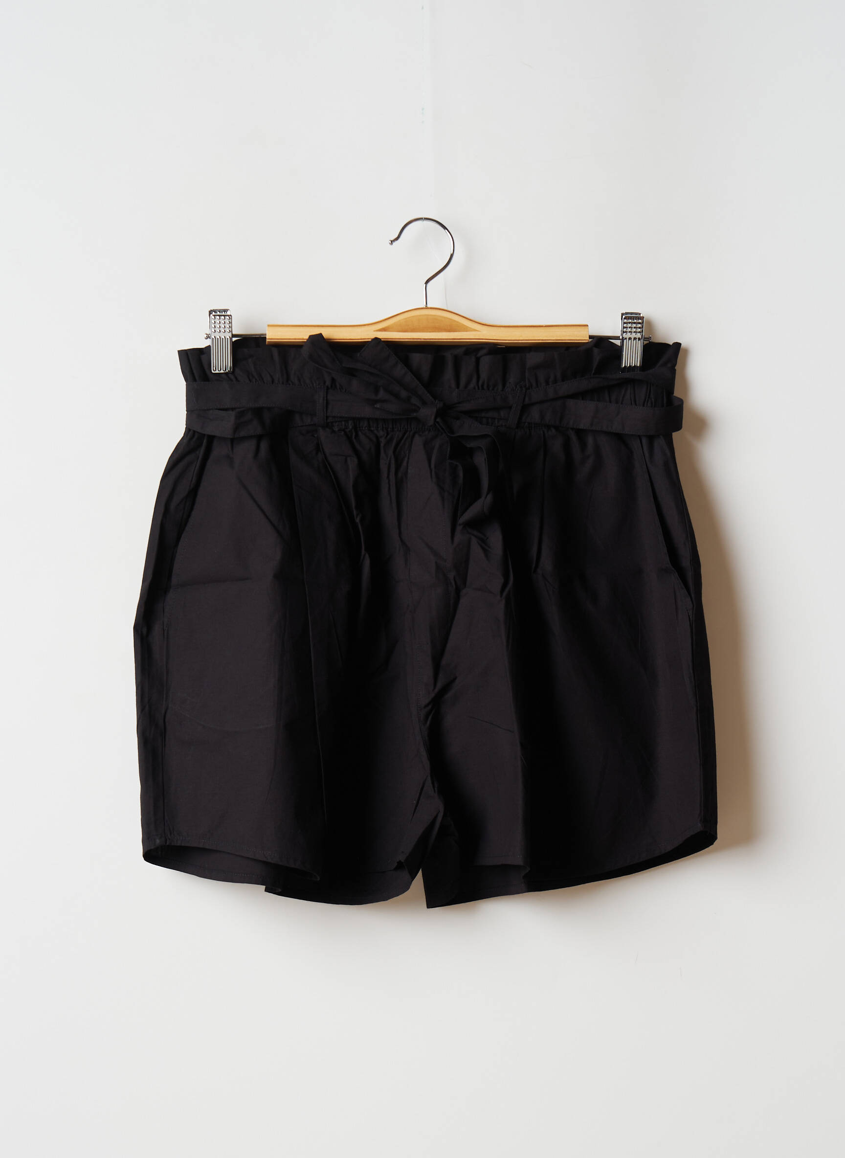 Mare Di Latte Shorts 1 Femme couleur noir