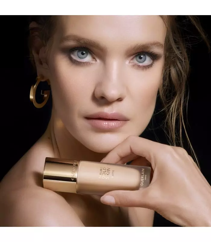 PARURE GOLD SKIN MATTE Fond de Teint Haute Perfection sans transfert