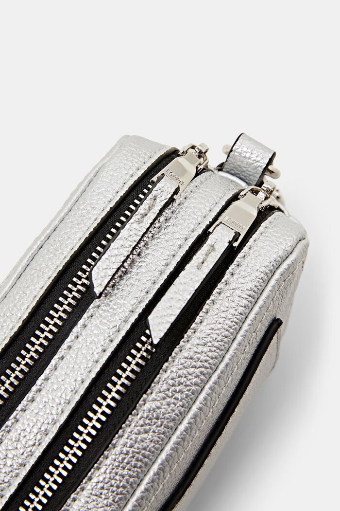 Kleine Schultertasche in Lederoptik
