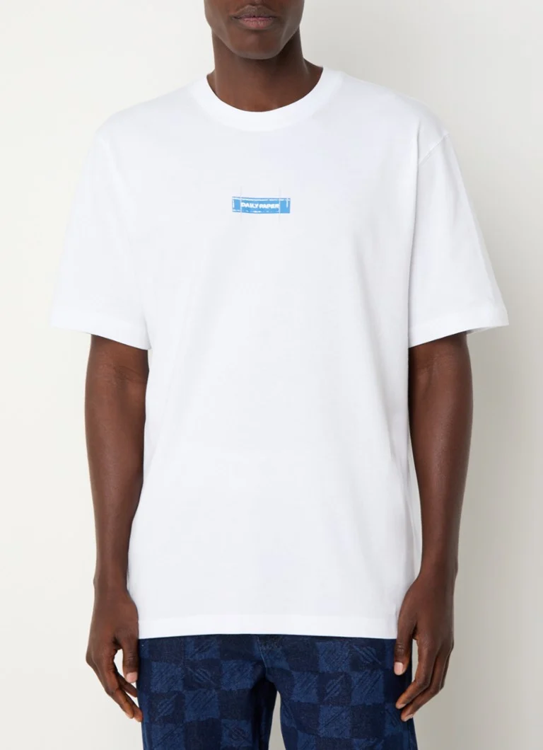 Camiseta Daily Paper Blueprint com logotipo e estampa nas costas