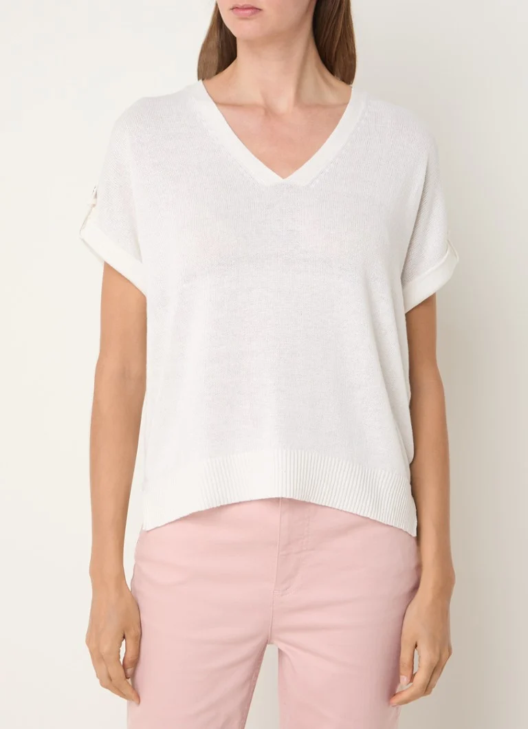 Top Laura di Phase Eight in pregiata maglia di misto lino.