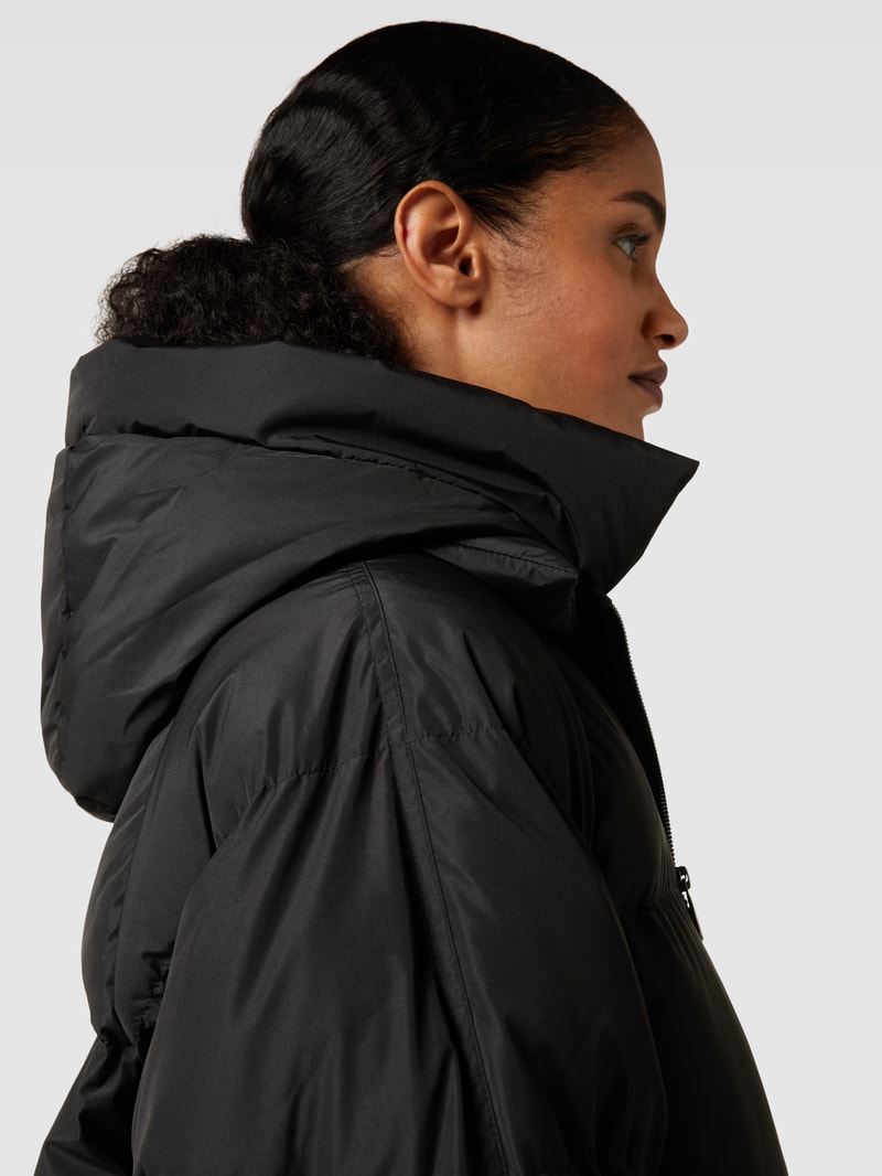 Steppjacke mit Kapuze in schwarz
