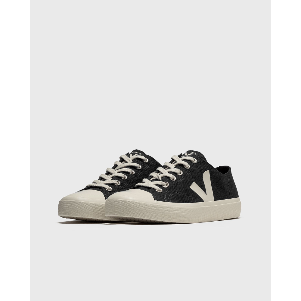 VEJA Wata II Low Canvas PL0101397A / schwarz