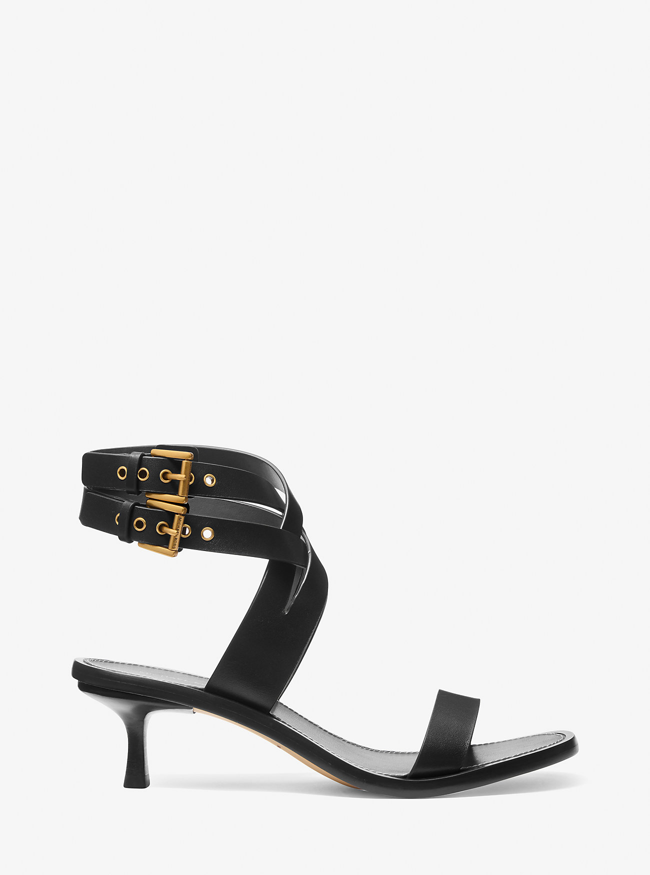 Crop-skjorte i skinn, plissert bermudashorts i skinn, Romee-veske, kordfløyelsmykke, flekkete kordfløyelsmykke, Irene Kitten-sandal Monte Carlo-solbriller - SVART