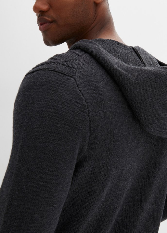 Strickjacke mit Zopfmuster