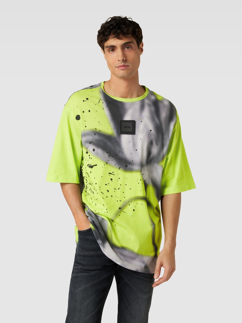 T-Shirt mit Label-Patch Modell 'Timono Lotus' in neon grün