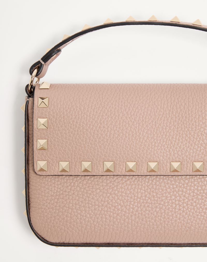 Rockstud-pung i granatfarvet kalveskind