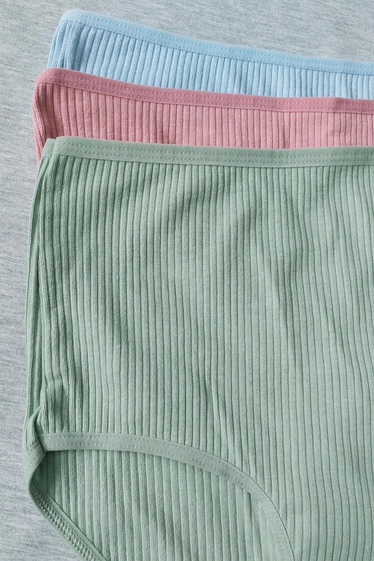 Sensu  Geripptes 7-teiliges Höschenset für Damen mit hoher Taille – Kts3080