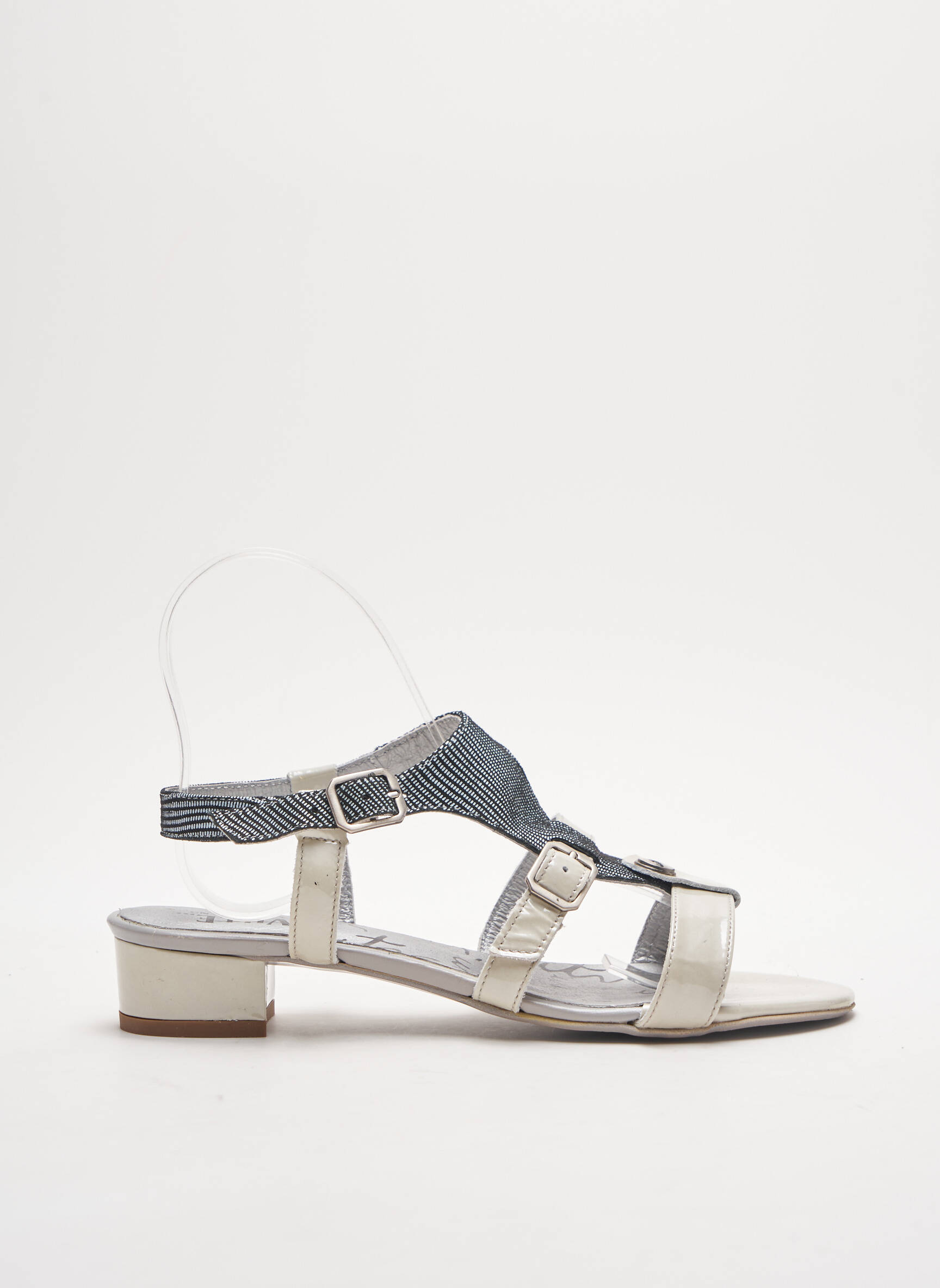 Un Tour En Ville Sandales Nu Pieds Femme couleur beige