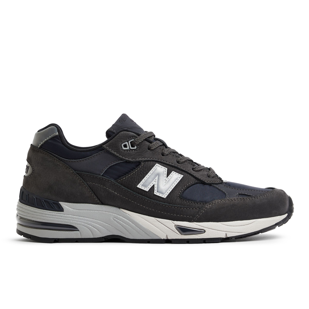 New Balance 991v1 Vulcan - Made in UK M991DGG / grau