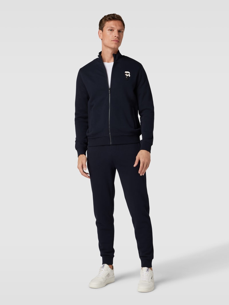 Sweatjacke mit Label-Patch in marineblau