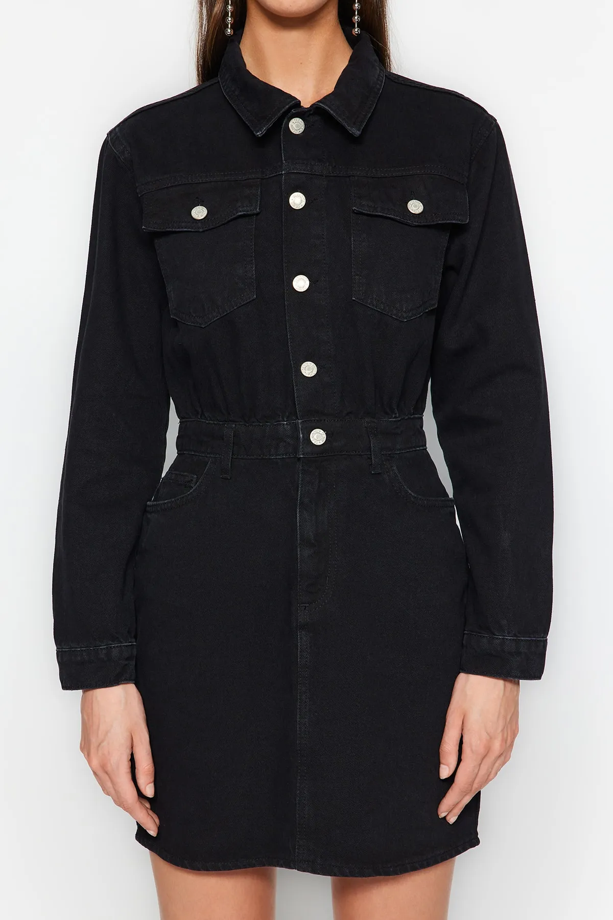 Trendyol Collection  Schwarzes Mini-Jeanskleid TWOAW23EL00643
