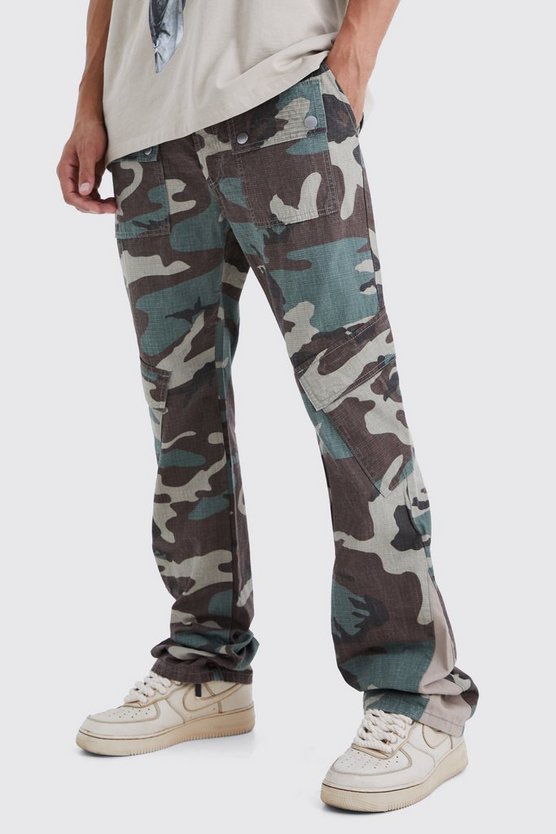 Tall Slim-Fit Camouflage Schlaghose