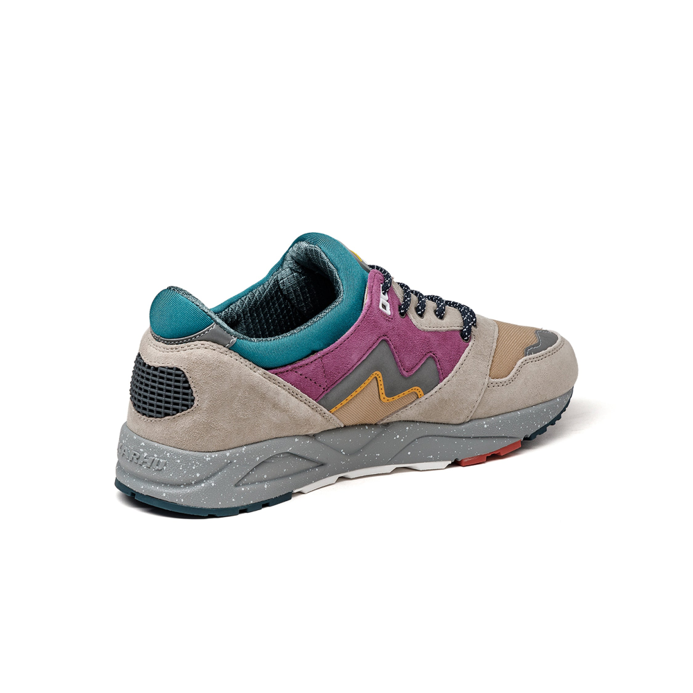 Karhu Aria 95 F803107 / grau