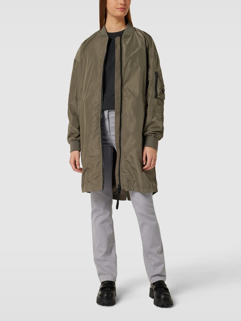 Jacke in Überlänge in khaki