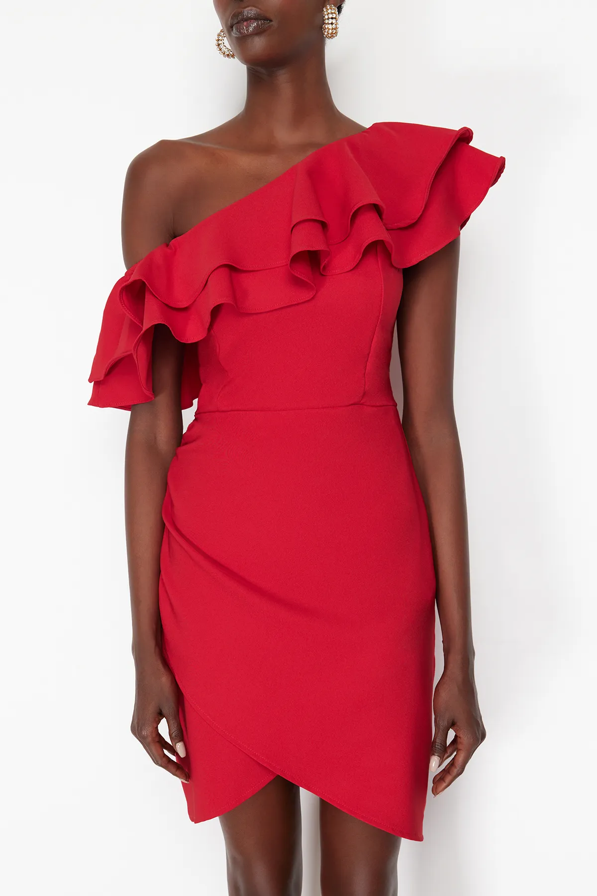 Trendyol Collection  Rotes, einärmliges, gerüschtes, elegantes Abendkleid TPRSS24EL00013