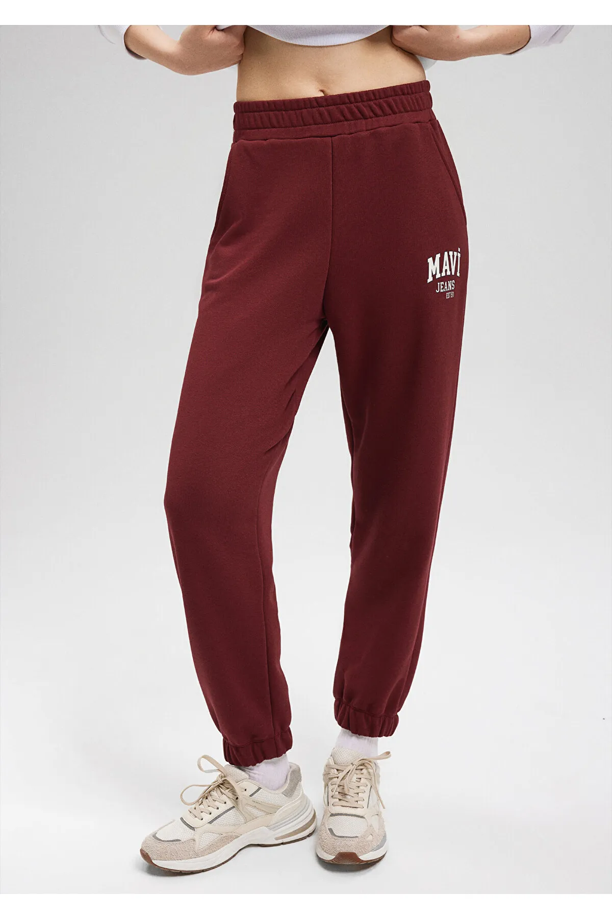 Mavi  Bordeauxrote Jogginghose mit Logo-Print 1010466-85493
