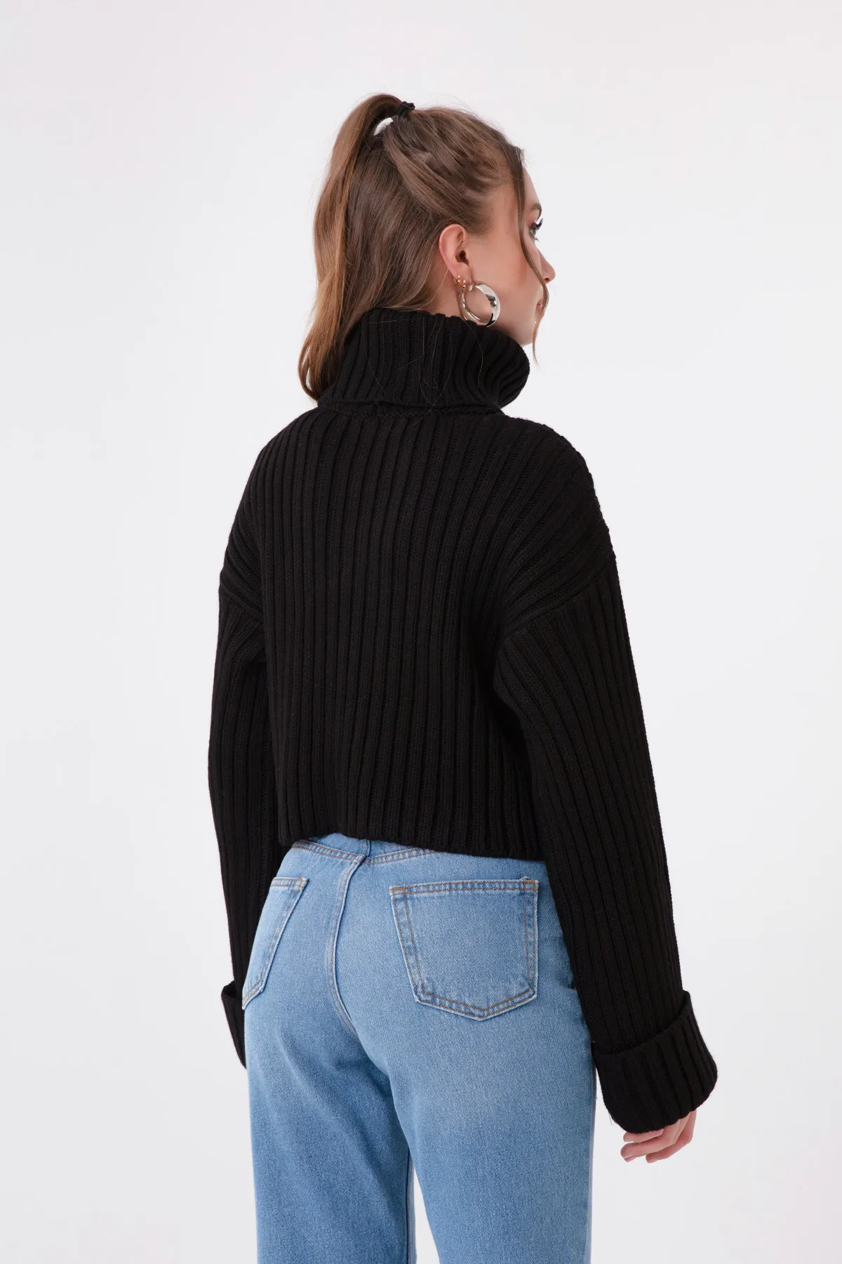 Lafaba  Schwarzer, breiter, gerippter Rollkragenpullover für Damen