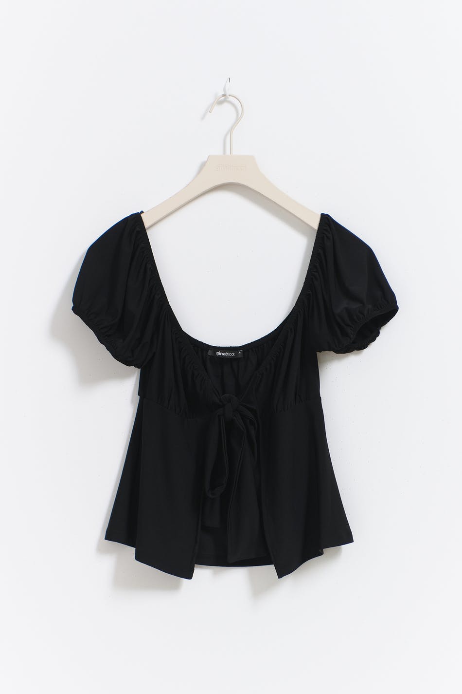 Tie top