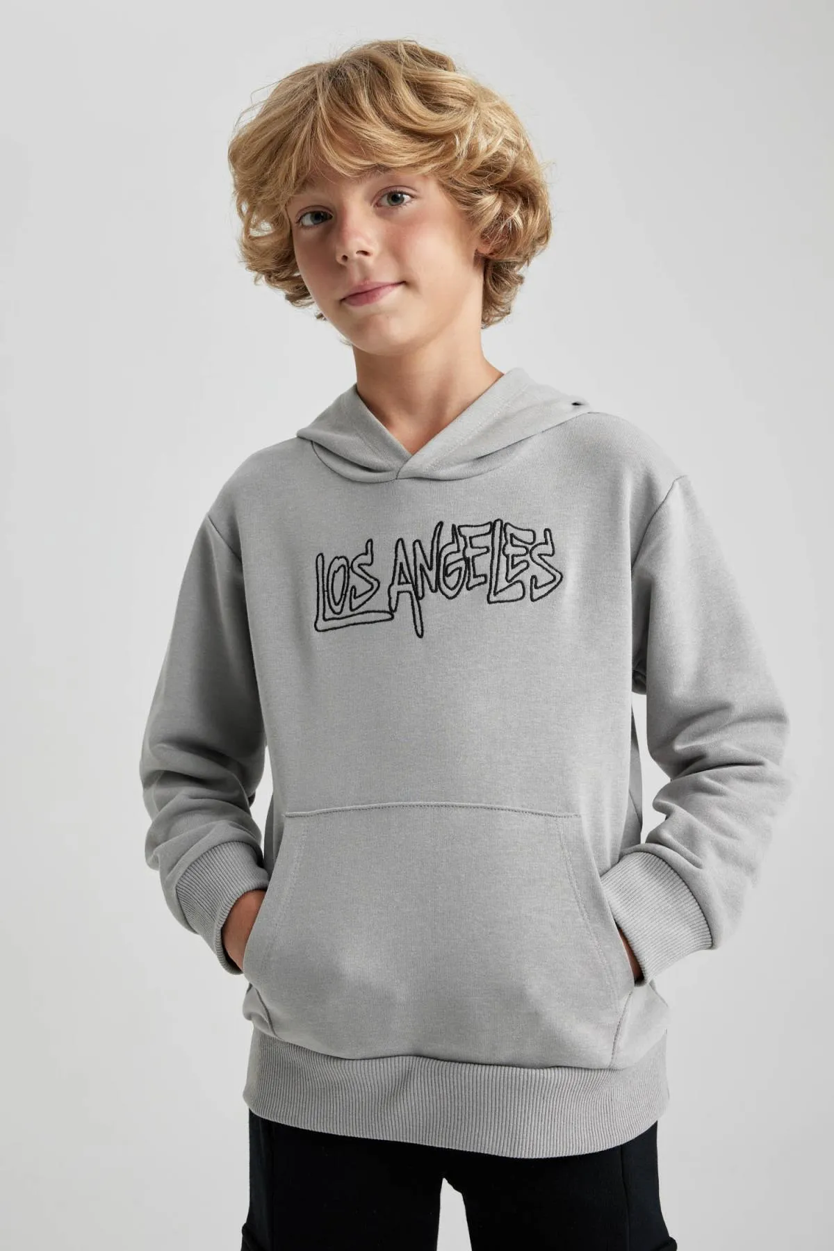 DeFacto  Dickes Kapuzen-Sweatshirt für Jungen