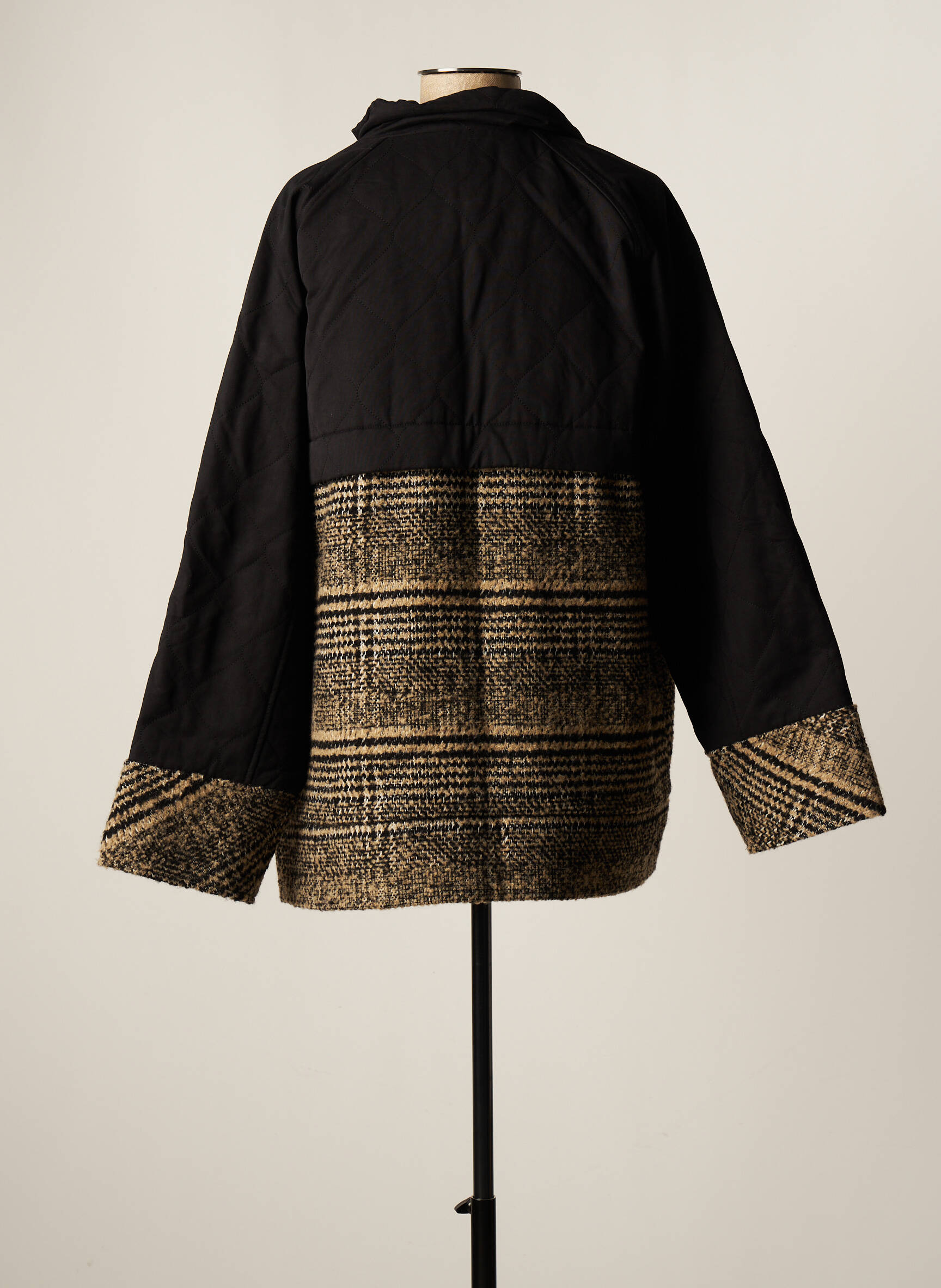 Y A S Manteaux Courts Femme couleur noir